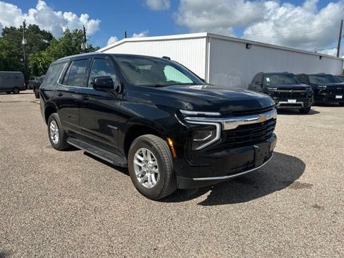 Certified 2025 Chevrolet Tahoe LS RWD image 4