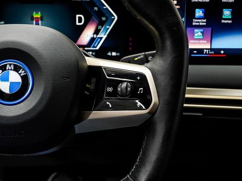 Used 2022 BMW iX xDrive50 w/ Sport Package image 33