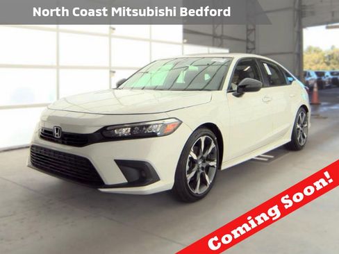 Used 2025 Honda Civic Sport image 1