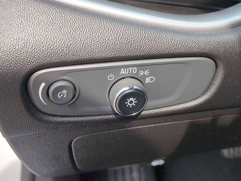 Used 2022 Chevrolet Malibu LS FWD image 33