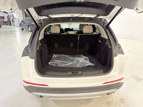 New 2026 Lincoln Corsair Premiere FWD image 27