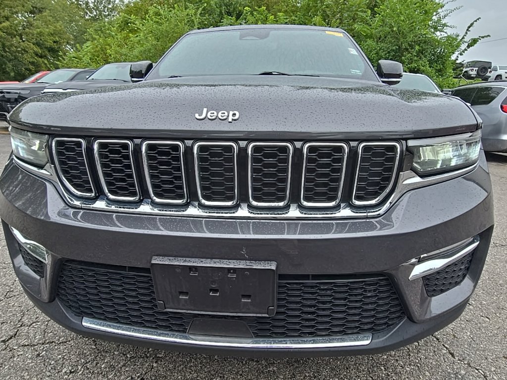 Used 2024 Jeep Grand Cherokee Limited AWD/4WD image 13