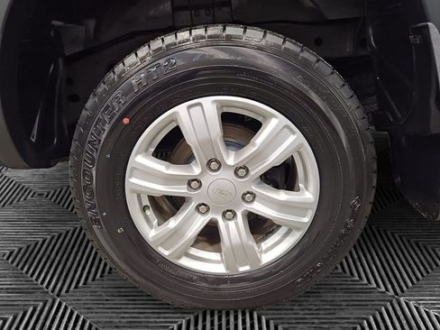 Used 2019 Ford Ranger XL w/ Equipment Group 101A Mid image 14