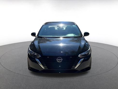 Used 2025 Nissan Sentra S image 4