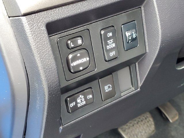 Used 2021 Toyota Tundra SR5 AWD/4WD image 13