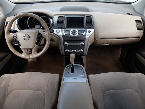 Used 2014 Nissan Murano SV image 2