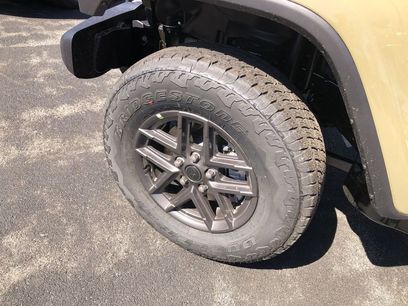 New 2026 Jeep Gladiator Sport