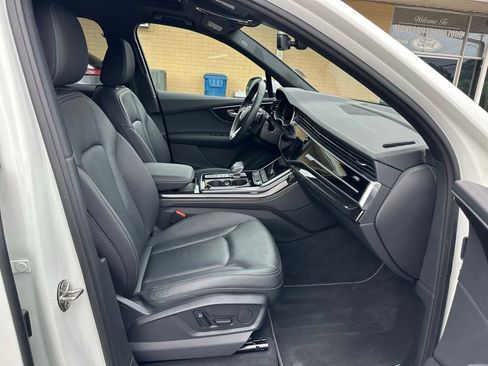 Used 2025 Audi Q7 3.0T Premium Plus AWD/4WD image 18