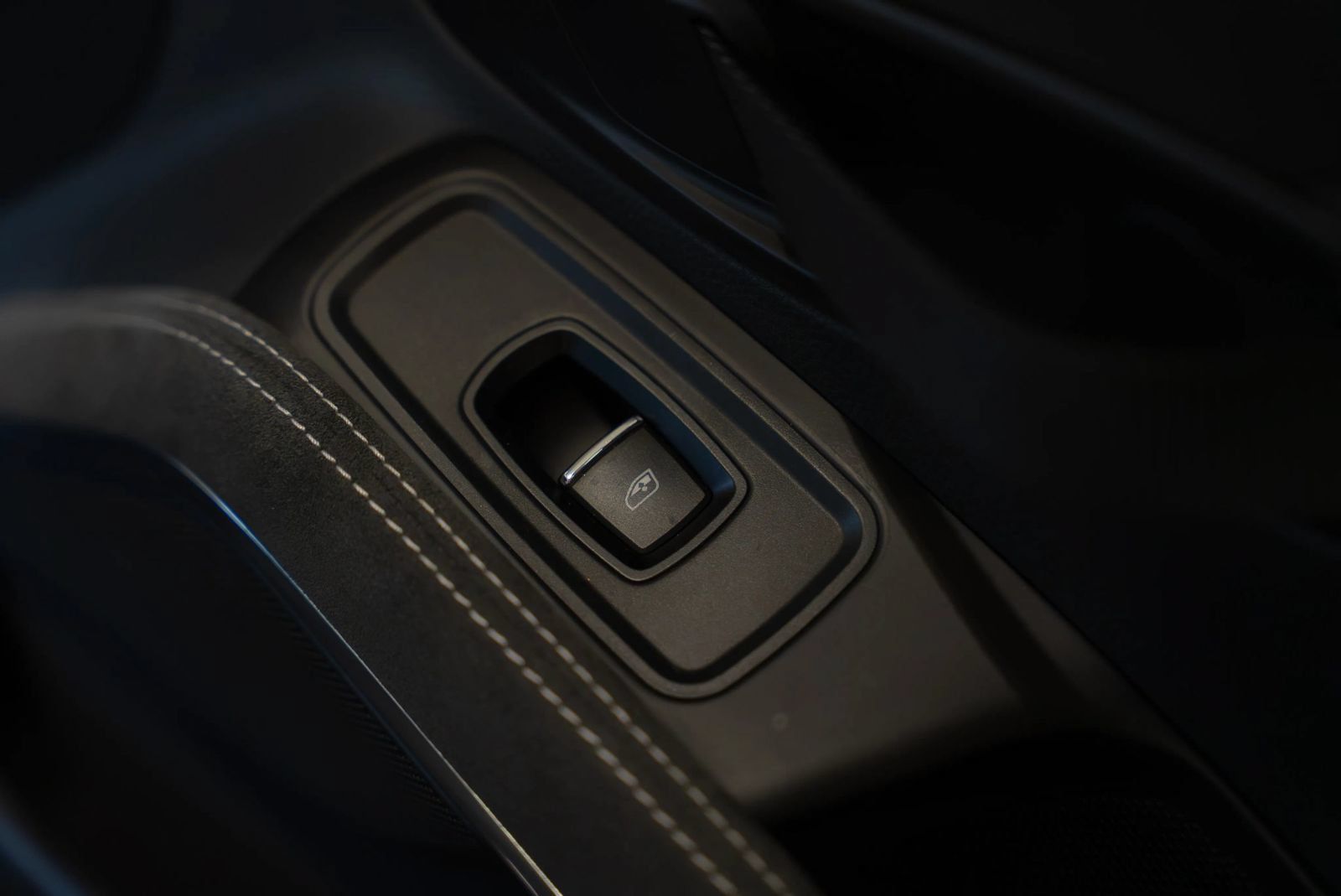 Used 2016 Porsche Cayman GT4 RWD image 31