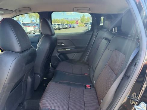 Used 2025 Nissan Kicks SR image 9