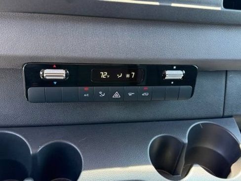 Used 2025 Mercedes-Benz Sprinter 2500 image 15