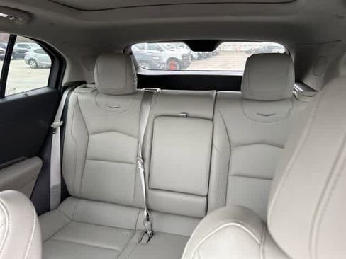 Used 2022 Cadillac XT4 Luxury image 5