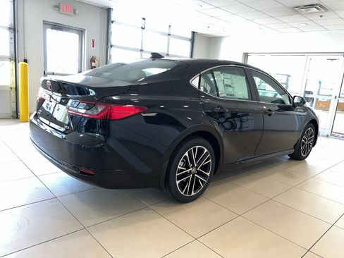 New 2026 Toyota Camry XLE image 6