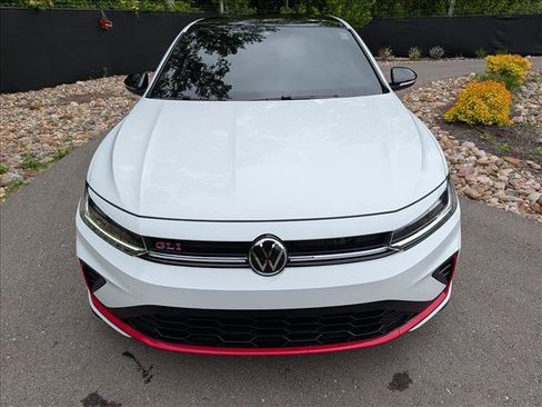 Certified 2026 Volkswagen Jetta GLI Autobahn FWD image 8