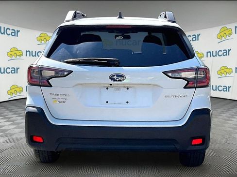 Used 2023 Subaru Outback Premium image 5