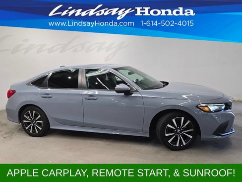 Used 2023 Honda Civic EX image 3