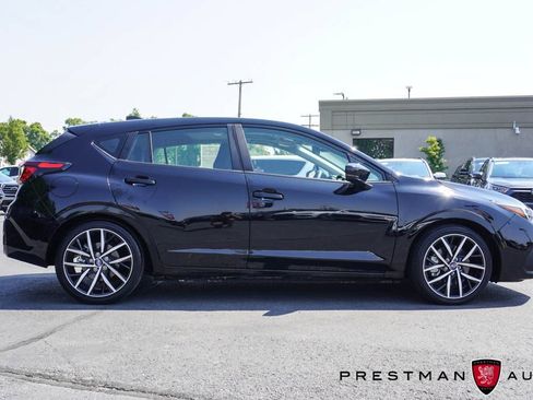 Used 2025 Subaru Impreza 2.0i Sport AWD/4WD image 13