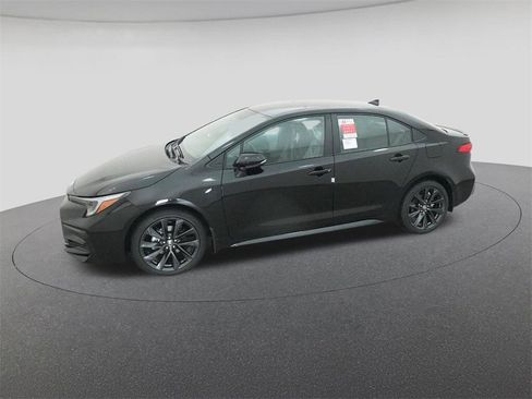 New 2026 Toyota Corolla SE image 2