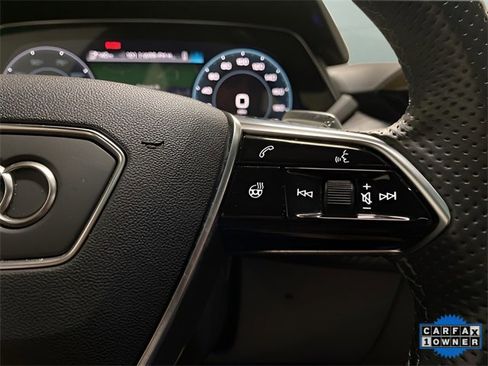Used 2022 Audi e-tron GT Prestige w/ Prestige Package image 29