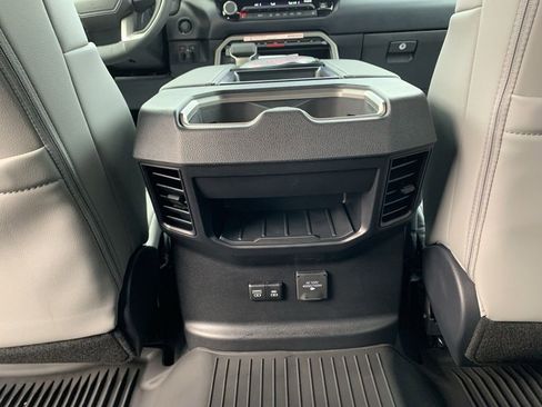 New 2026 Toyota Tundra SR5 image 13