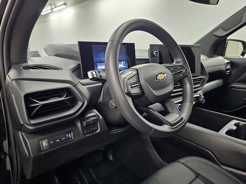 Used 2024 Chevrolet Silverado EV W/T image 12