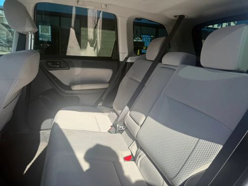 Used 2018 Subaru Forester 2.5i Premium AWD/4WD image 19