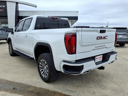 Used 2023 GMC Sierra 1500 AT4 w/ AT4 Premium Package image 5