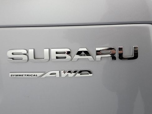 Used 2018 Subaru Forester 2.5i Premium w/ All-Weather Package image 9