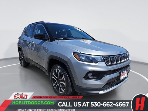 Used 2024 Jeep Compass Limited AWD/4WD image 1