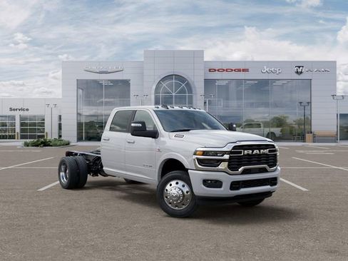 New 2026 RAM 5500 Tradesman AWD/4WD image 5