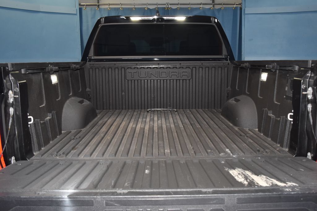 Used 2024 Toyota Tundra Limited AWD/4WD image 31