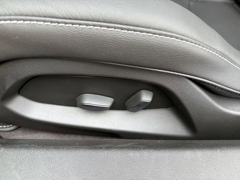 New 2026 Chevrolet Corvette Stingray Coupe w/ Battery Protection Package image 13