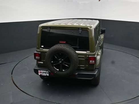 Used 2023 Jeep Wrangler Unlimited Sahara AWD/4WD image 44