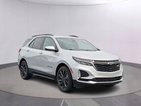 Used 2022 Chevrolet Equinox RS w/ RS Leather Package FWD image 7