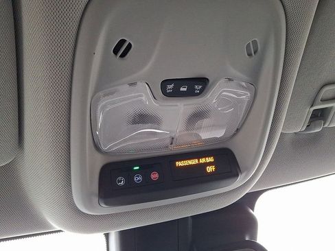 Used 2023 Chevrolet TrailBlazer LT w/ Convenience Package image 27