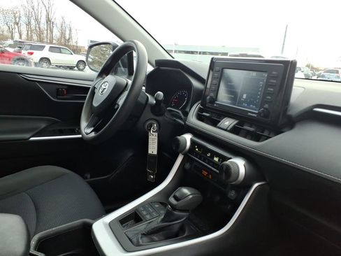 Certified 2022 Toyota RAV4 LE image 26