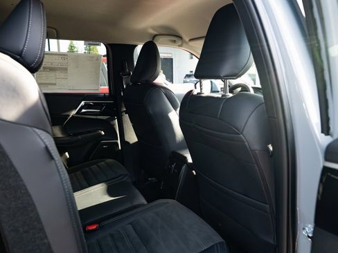 New 2026 Mitsubishi Outlander Trail Edition image 24