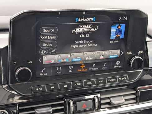 Used 2023 Nissan Pathfinder Platinum AWD/4WD image 21