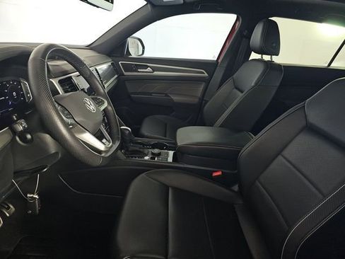 Used 2023 Volkswagen Atlas Cross Sport SEL R-Line image 4