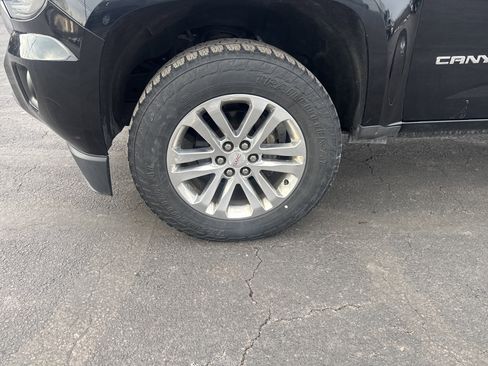 Used 2017 GMC Canyon SLT w/ Trailering Package image 11