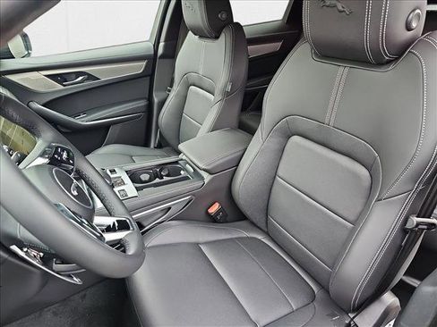 New 2026 Jaguar F-PACE R-Dynamic S image 12