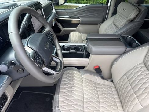 New 2026 Ford F250 Platinum w/ Platinum Plus Package AWD/4WD image 20