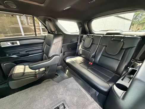 Used 2020 Ford Explorer Limited w/ Class III Trailer Tow Package AWD/4WD image 22