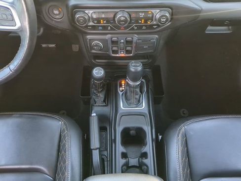 Used 2023 Jeep Wrangler Unlimited Sahara image 21