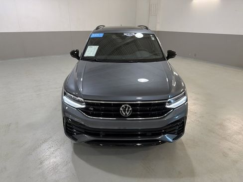Certified 2024 Volkswagen Tiguan SE R-Line w/ MDO Package, Three-Row FWD image 3