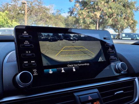 Used 2020 Honda Accord Sport image 8