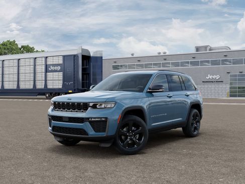New 2026 Jeep Grand Cherokee Limited AWD/4WD image 1