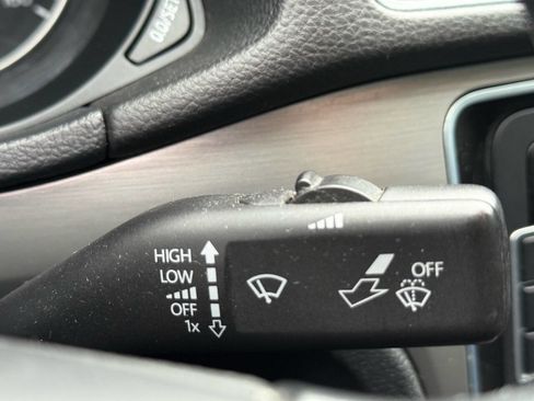 Used 2014 Volkswagen Passat TDI SE image 28