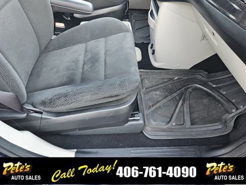 Used 2016 Dodge Grand Caravan SE w/ Quick Order Package 29E SE image 16