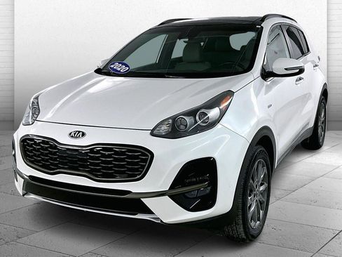 Used 2020 Kia Sportage S w/ S Premium Package image 3